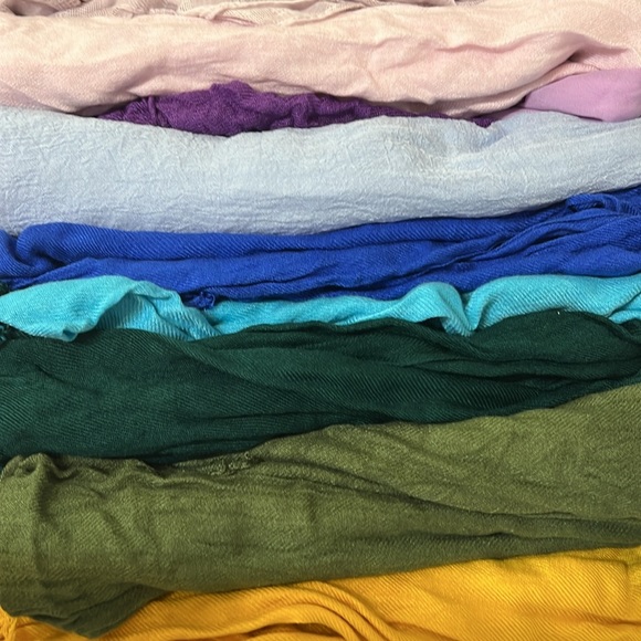 Set of scarfs hijabs colored - Picture 7 of 7